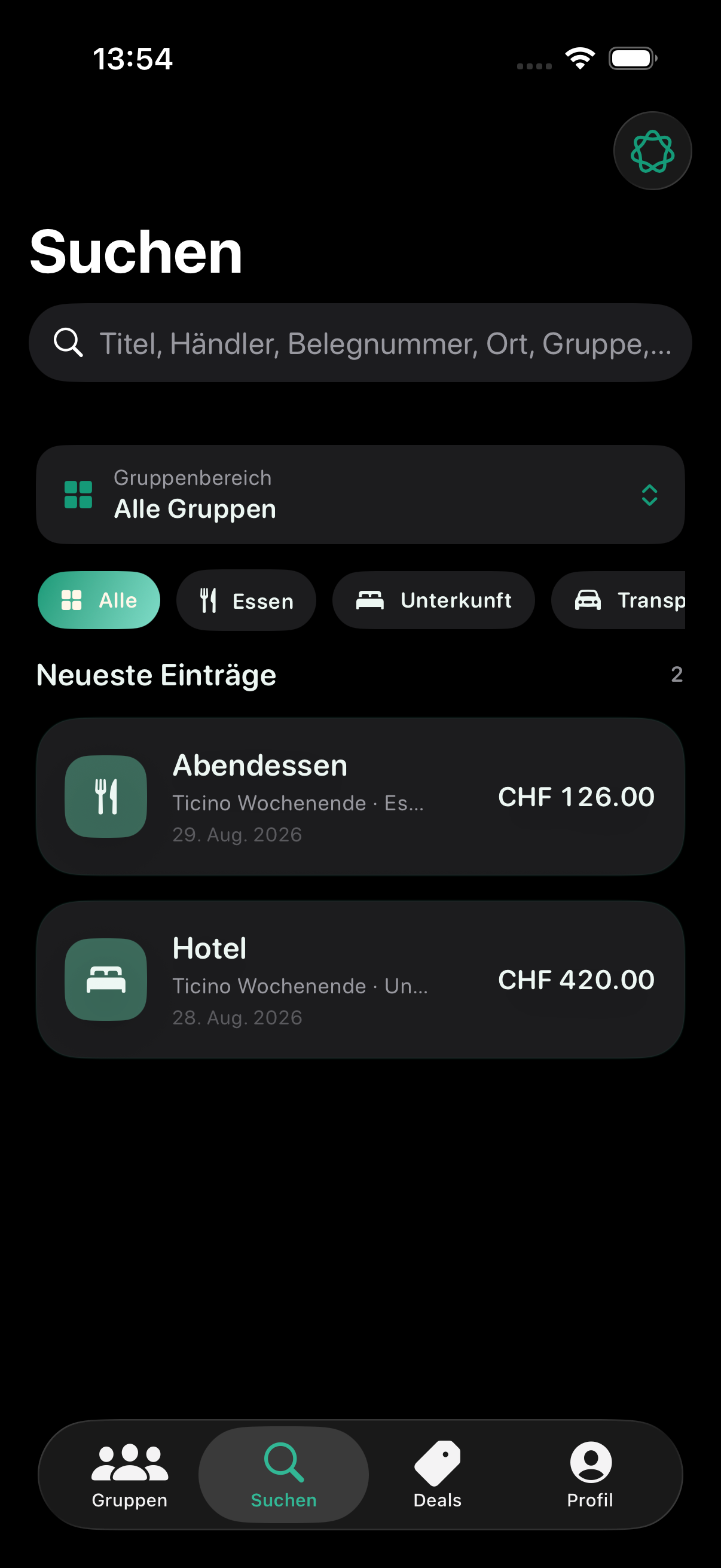 Suche mit Gruppenbereich, Kategorien und Ausgabenergebnissen.